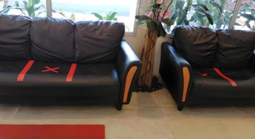 Regent Hotel Bintulu Buitenkant foto
