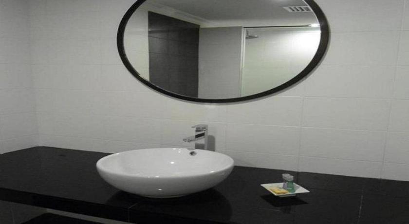 Regent Hotel Bintulu Buitenkant foto