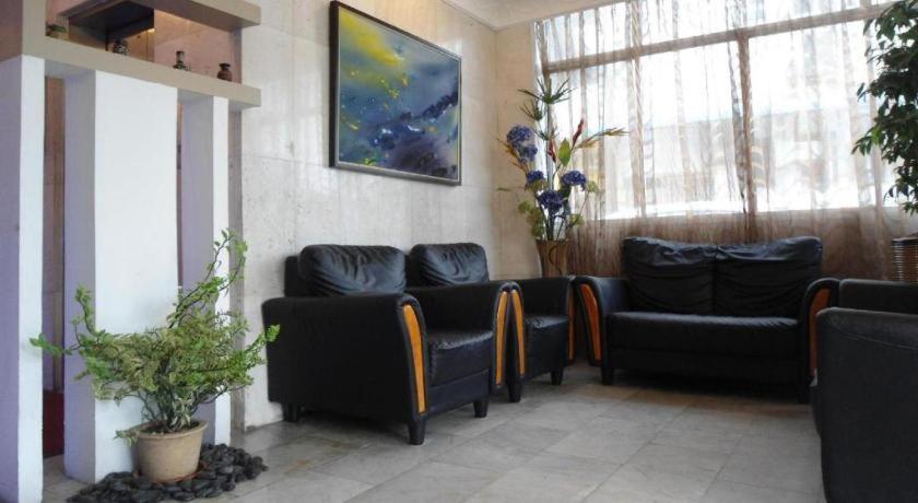 Regent Hotel Bintulu Buitenkant foto